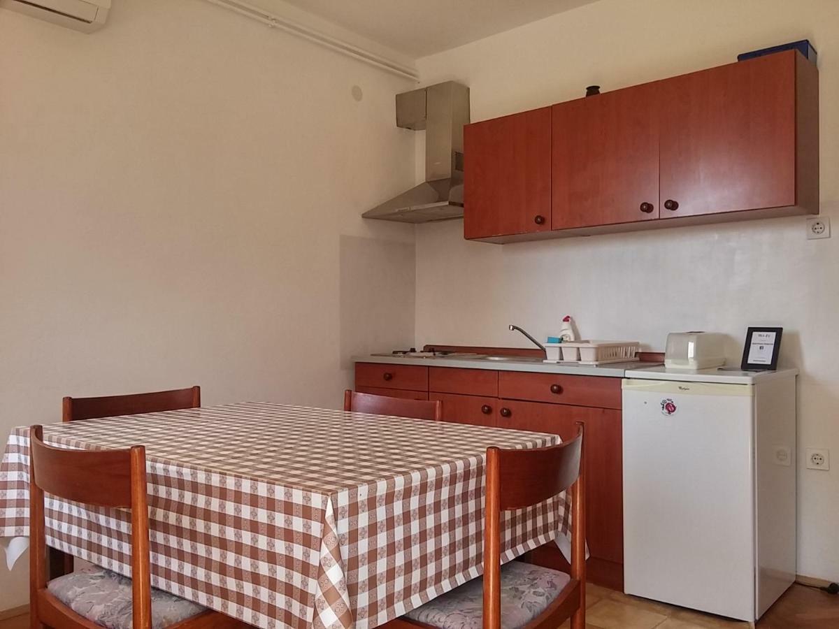 Apartments Katarina Novi Vinodolski Exterior photo